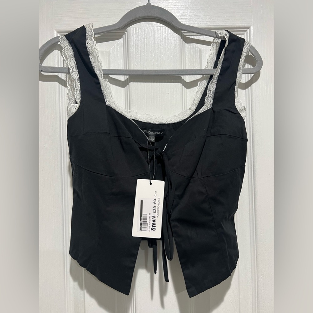 Brand new never worn going out lace top